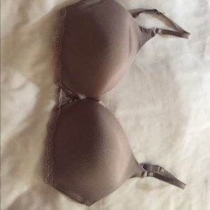 Victoria secrets angel no wire bra
